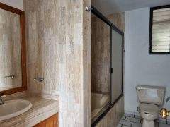 {"esp":"ba\u00f1o rec. principal","ing":""}