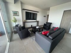 {"esp":"Sala","ing":""}