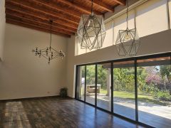 {"esp":"Techos doble altura","ing":""}