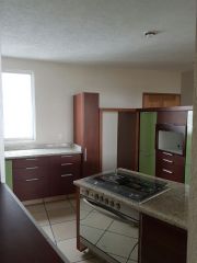 {"esp":"Cocina Equip\u00e1da","ing":""}