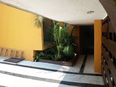 {"esp":"garaje 2","ing":""}