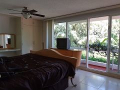 {"esp":"Recamara en Planta Baja","ing":""}