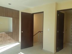 {"esp":"Recamara  principal con ba\u00f1o","ing":""}