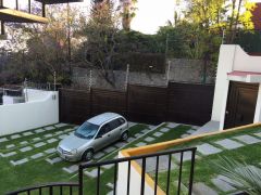 {"esp":"Garaje 2","ing":""}