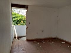 {"esp":"3 recamaras en planta alta.","ing":""}