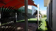 {"esp":"estacionamiento cubierto","ing":""}