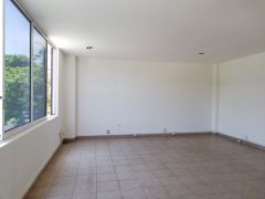 {"esp":"Local 2o piso con 1\/2 ba\u00f1o","ing":""}