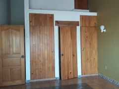 {"esp":"Recamara 2","ing":""}