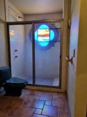 {"esp":"Ba\u00f1o compartido","ing":""}