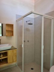 {"esp":"Ba\u00f1o","ing":""}