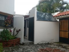 {"esp":"cto. de servicio","ing":""}