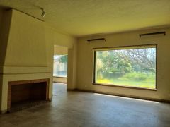 {"esp":"Sala  con chiminea","ing":""}