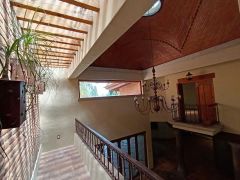 {"esp":"C\u00fapula","ing":""}