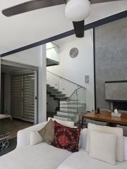 {"esp":"Estudio o 4a Recamara","ing":""}