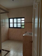 {"esp":"Ba\u00f1o  PA","ing":""}