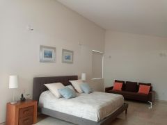 {"esp":"Recamara Principal","ing":""}