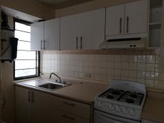 {"esp":"Cocineta","ing":""}