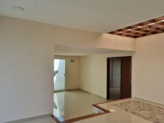 {"esp":"Acceso principal","ing":""}