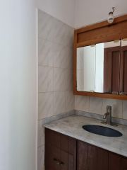 {"esp":"Ba\u00f1o","ing":""}