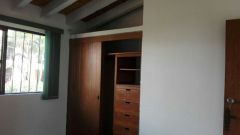 {"esp":"Recamara 2","ing":""}