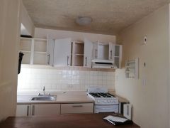 {"esp":"Cocineta","ing":""}