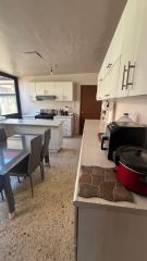 {"esp":"Cocina equipada","ing":""}