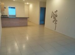 {"esp":"Sala comedor","ing":""}