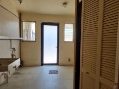 {"esp":"Area de lavado","ing":""}