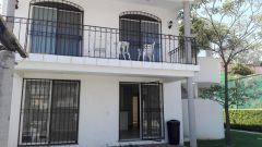 {"esp":"Solo dos departementos","ing":""}