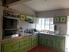 {"esp":"cocina equipada","ing":""}