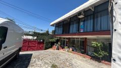 {"esp":"Acceso  estacionamiento","ing":""}