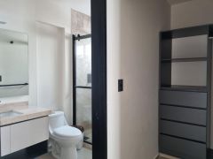 {"esp":"Ba\u00f1o y colset","ing":""}