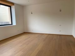 {"esp":"Recamara Principal","ing":""}