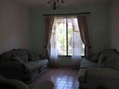 {"esp":"sala comedor","ing":""}