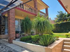 {"esp":"Acceso principal","ing":""}