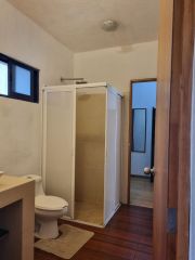 {"esp":"Ba\u00f1o y Vestidor Recamara principal","ing":""}