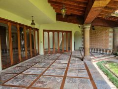 {"esp":"Gran Terraza","ing":""}