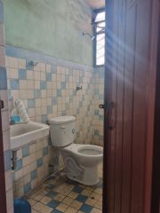 {"esp":"Ba\u00f1os para hombres y mujeres para uso de  la alberca.","ing":""}