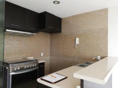 {"esp":"cocina equipada","ing":""}