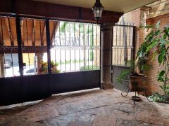 {"esp":"Acceso principal","ing":""}