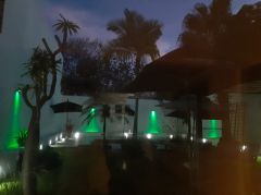 {"esp":"Luz indirecta de colores","ing":""}