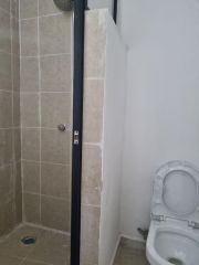 {"esp":"Ducuha","ing":""}