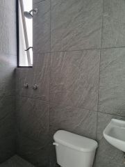 {"esp":"Cuarto de servicio","ing":""}