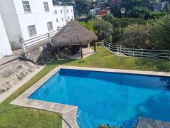 {"esp":"area comun","ing":""}