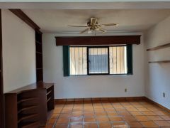 {"esp":"Estudio","ing":""}