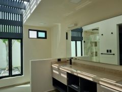 {"esp":"Doble Lavabo Recamara principal","ing":""}