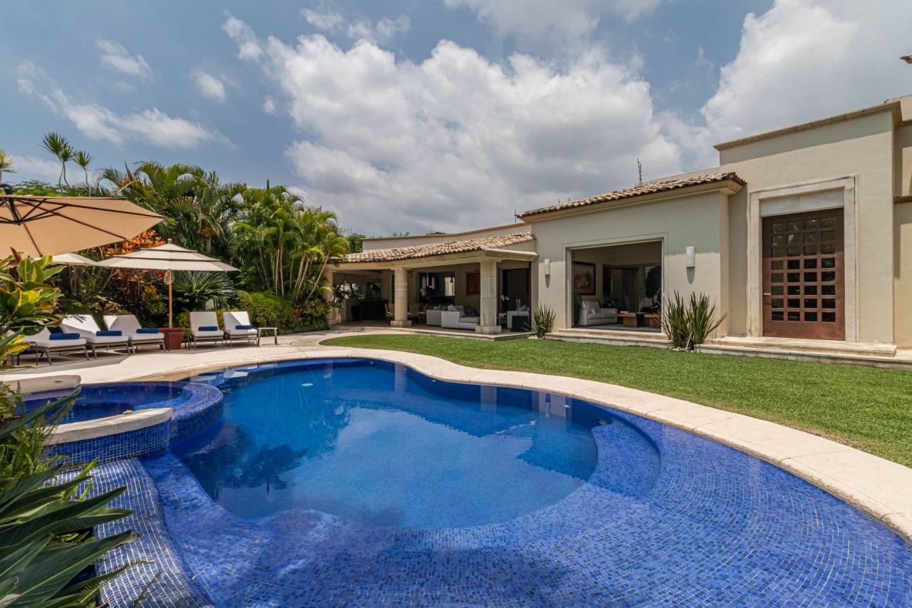 Casas en Real las Quintas