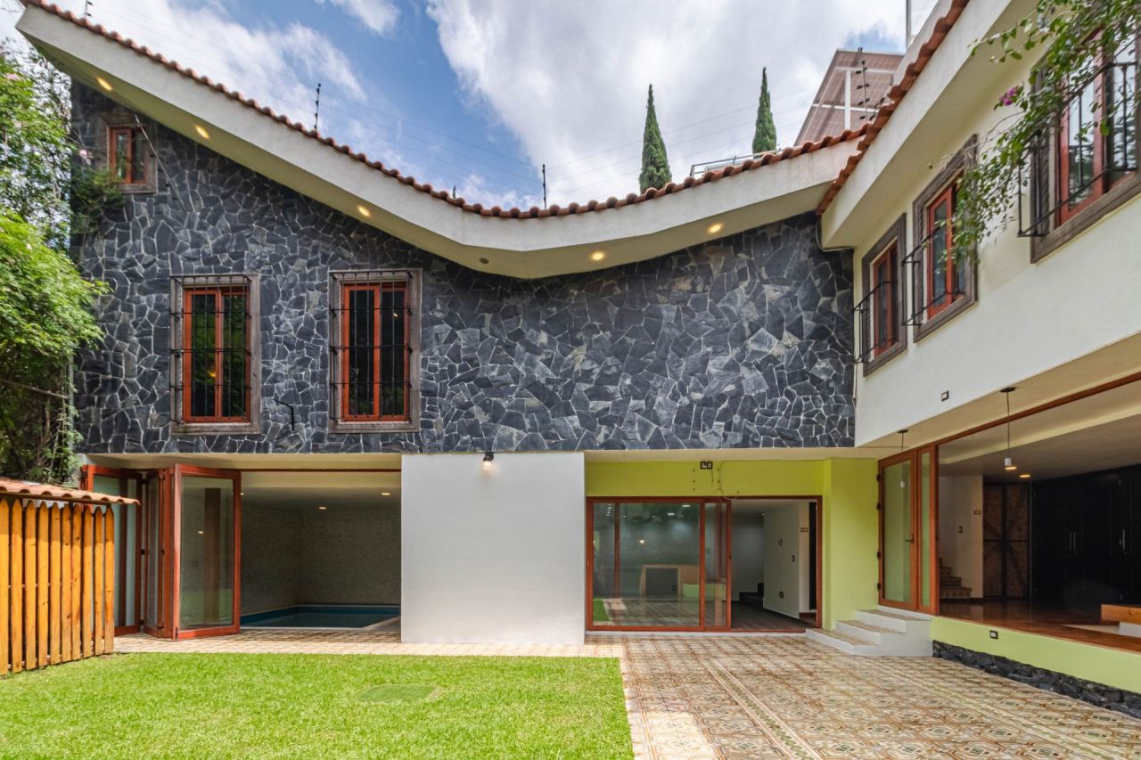 Casas en Lomas Altas