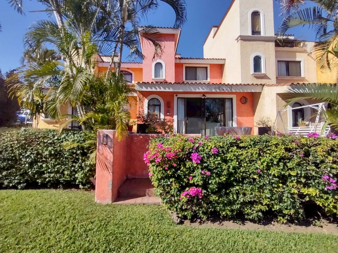 Condominios en Burgos Bugambilias