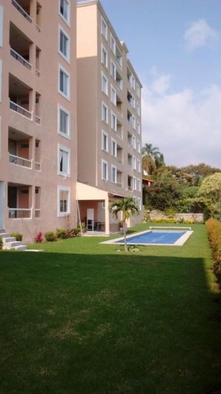 Departamentos en Lomas de Atzingo